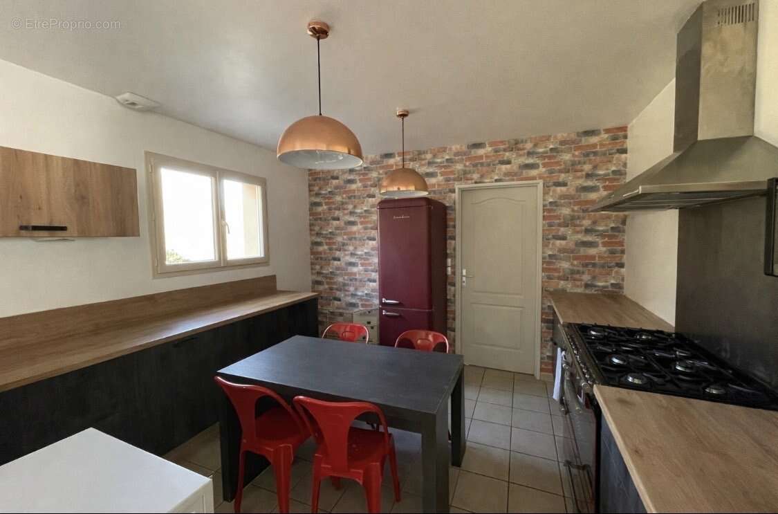 Maison à ANTONNE-ET-TRIGONANT