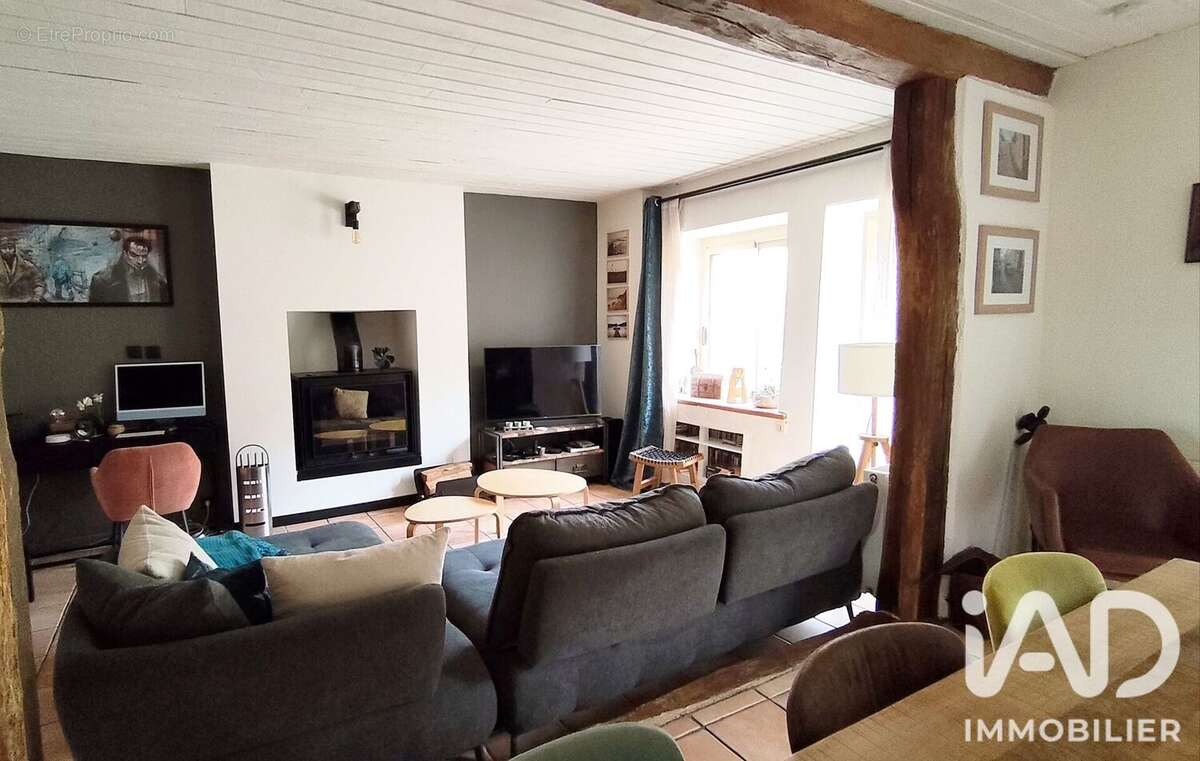 Maison 127 m² à Saint-Ouen-Des-Alleux  - photo 8