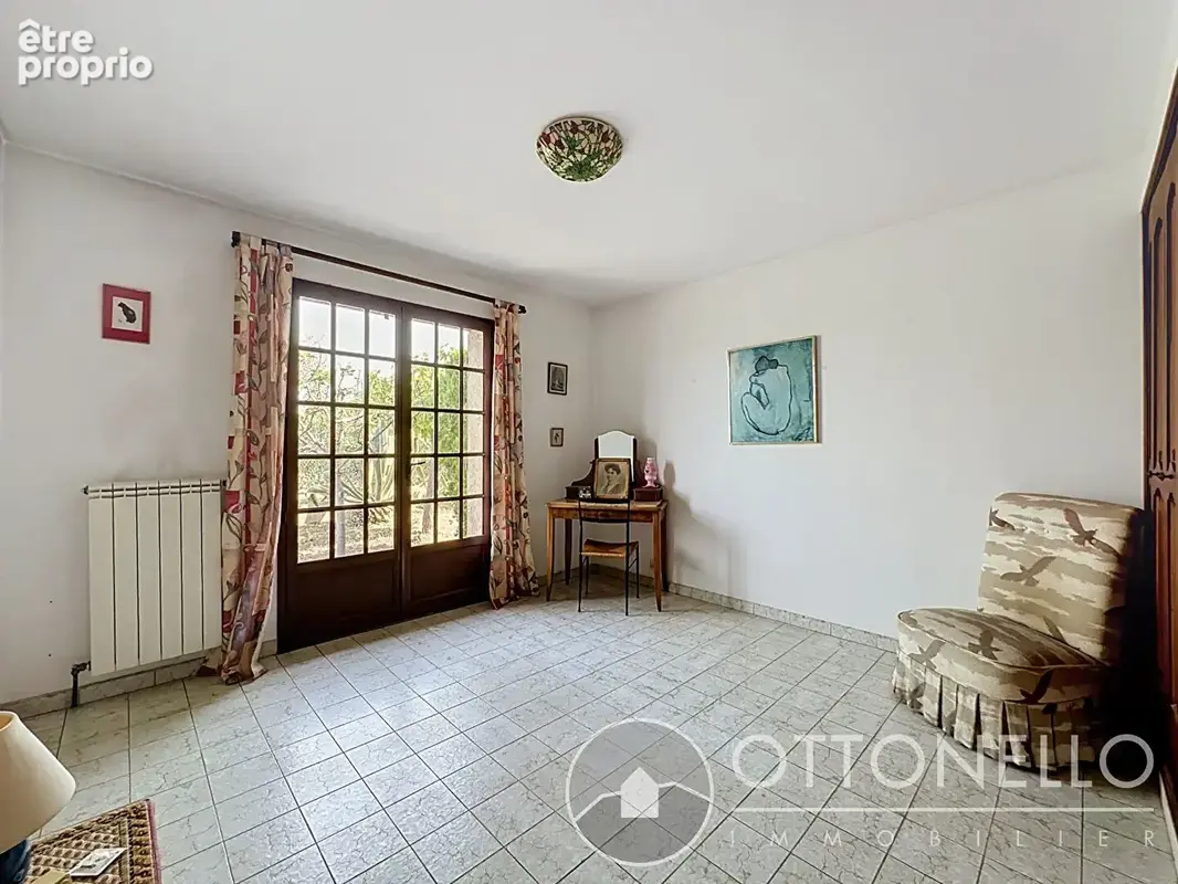 Maison Roquebrune Sur Argens 5 pièces 92.26 m2 sur 567 m2 de terrain avec terrasse, garage et sous-sol - photo 10