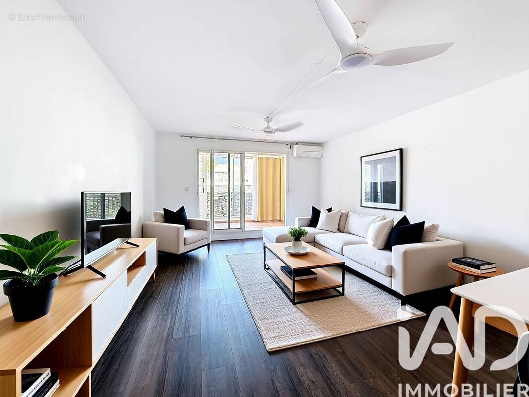 Photo 1 - Appartement à SAINT-DENIS