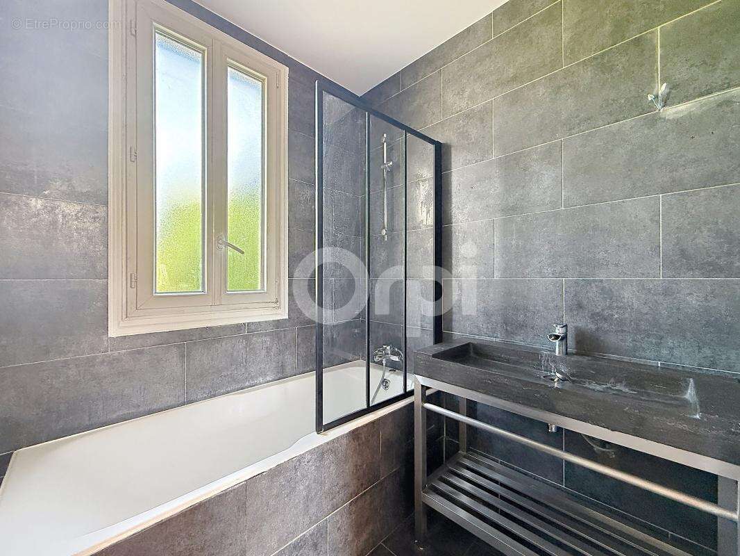 Appartement à NOGENT-SUR-MARNE