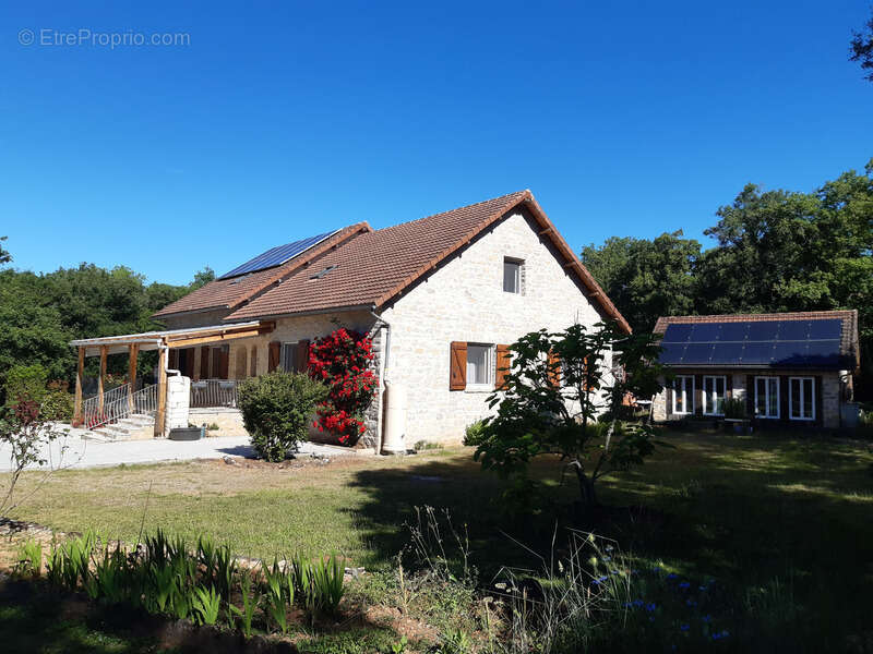 Maison à LIMOGNE-EN-QUERCY