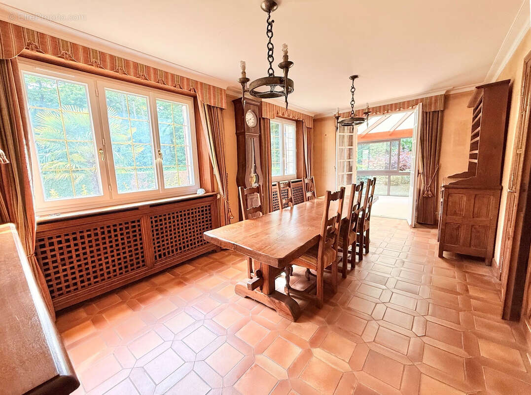 Maison à THOIRY