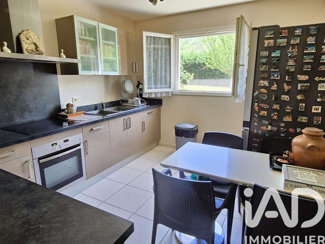Maison 88 m² à Aussillon  - photo 5