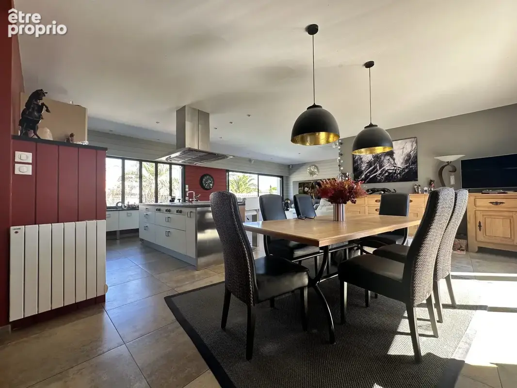 Maison 5 pièces 132 m² à vendre à Rivedoux-Plage (17940) - photo 2