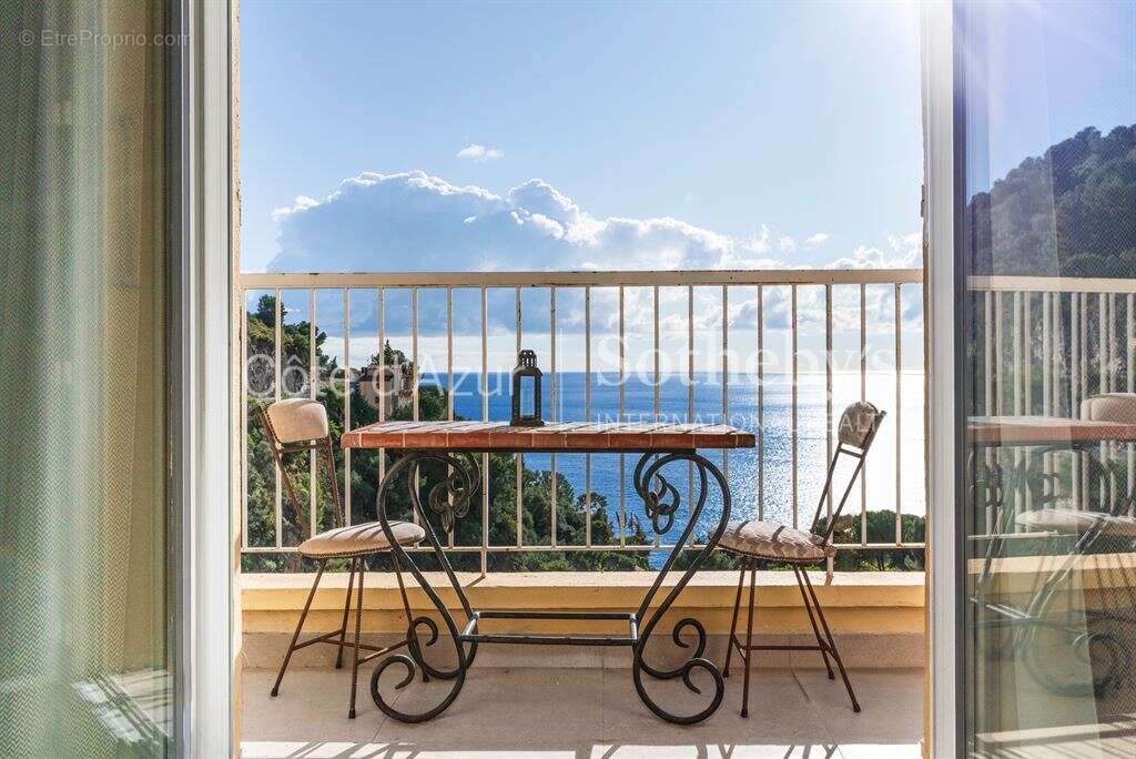 Appartement à EZE