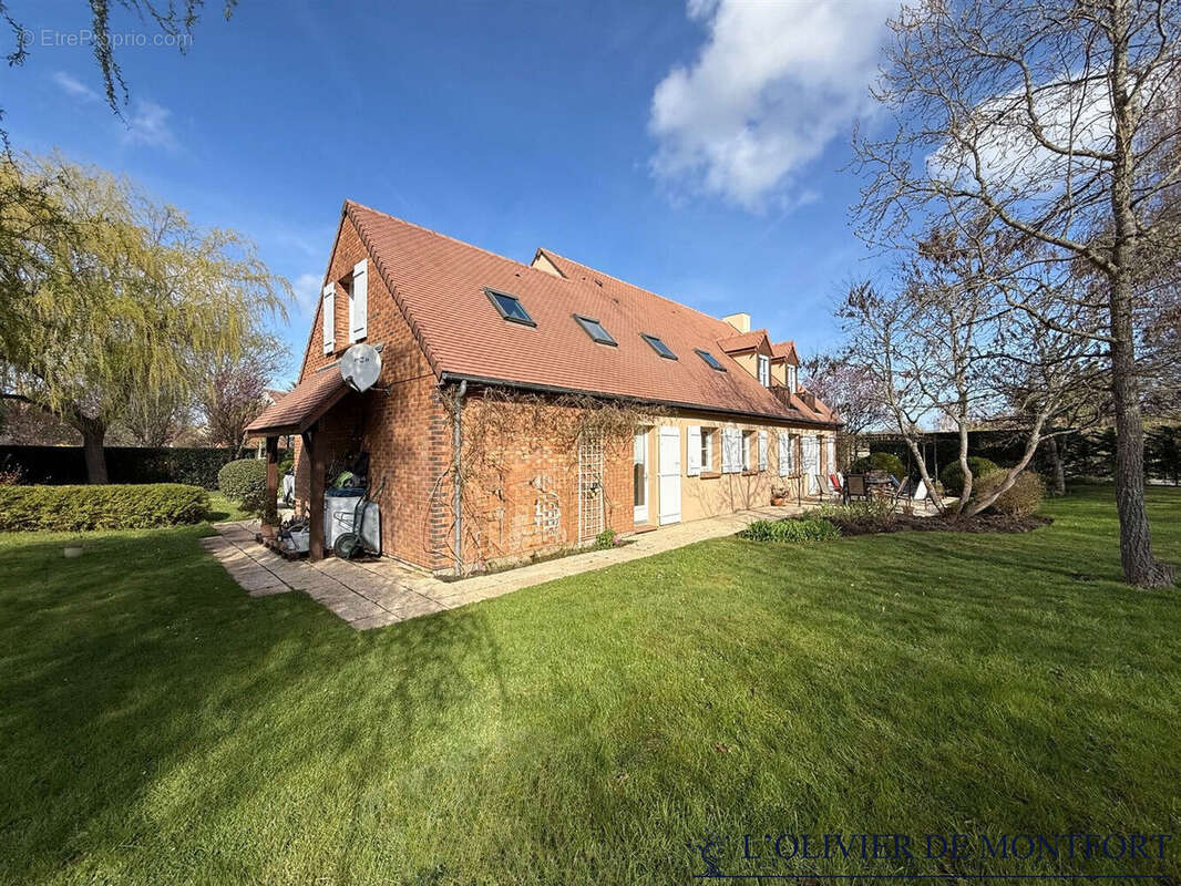 Maison à MONTFORT-L'AMAURY