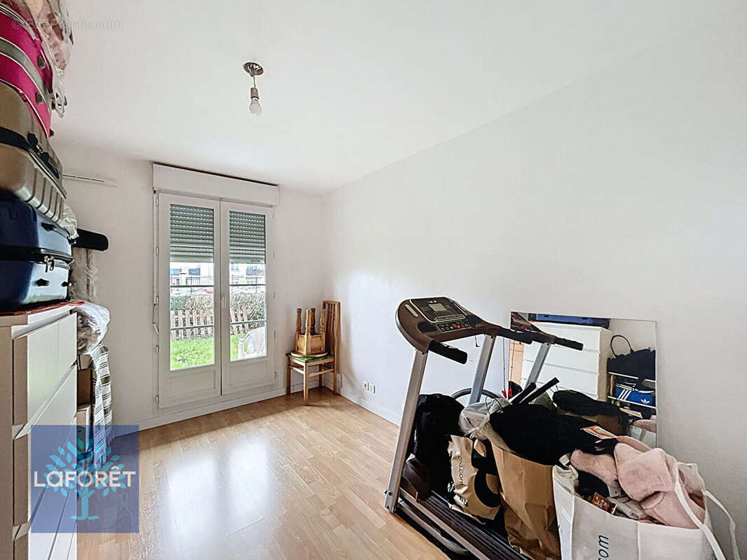 Appartement à CORBEIL-ESSONNES