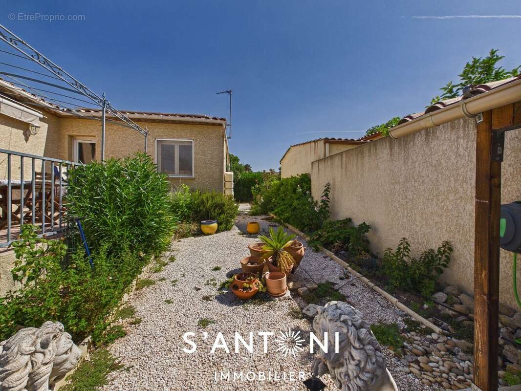 Maison à MEZE