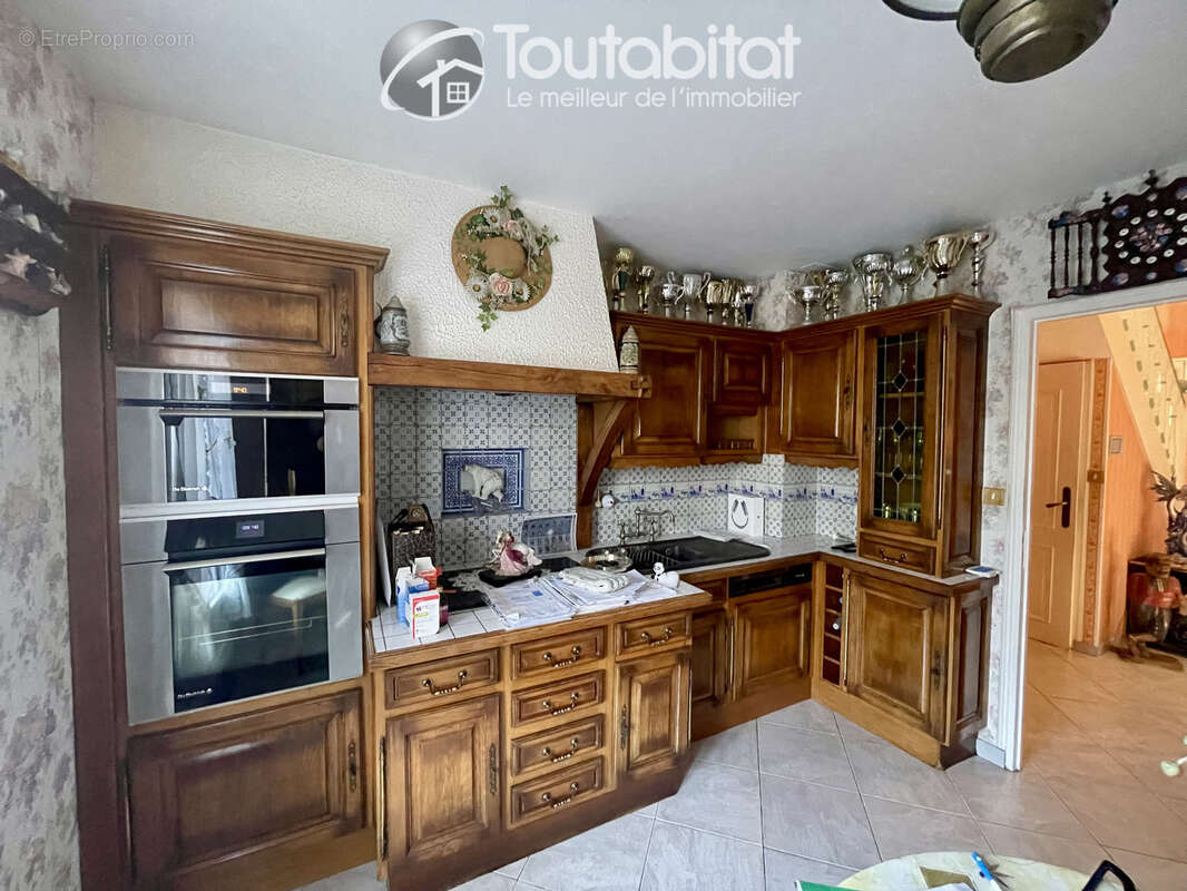 Maison à PRIX-LES-MEZIERES