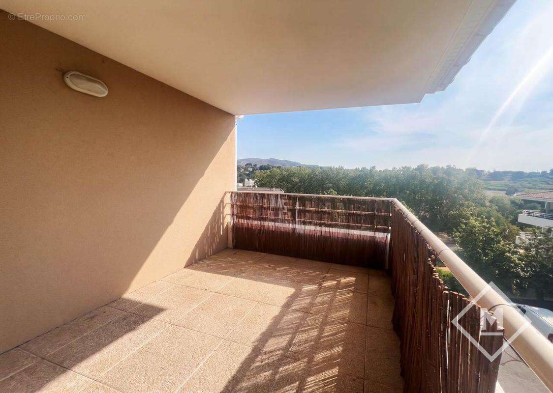 T3 235000€  Terrasse 13012 Marseille - photo 3