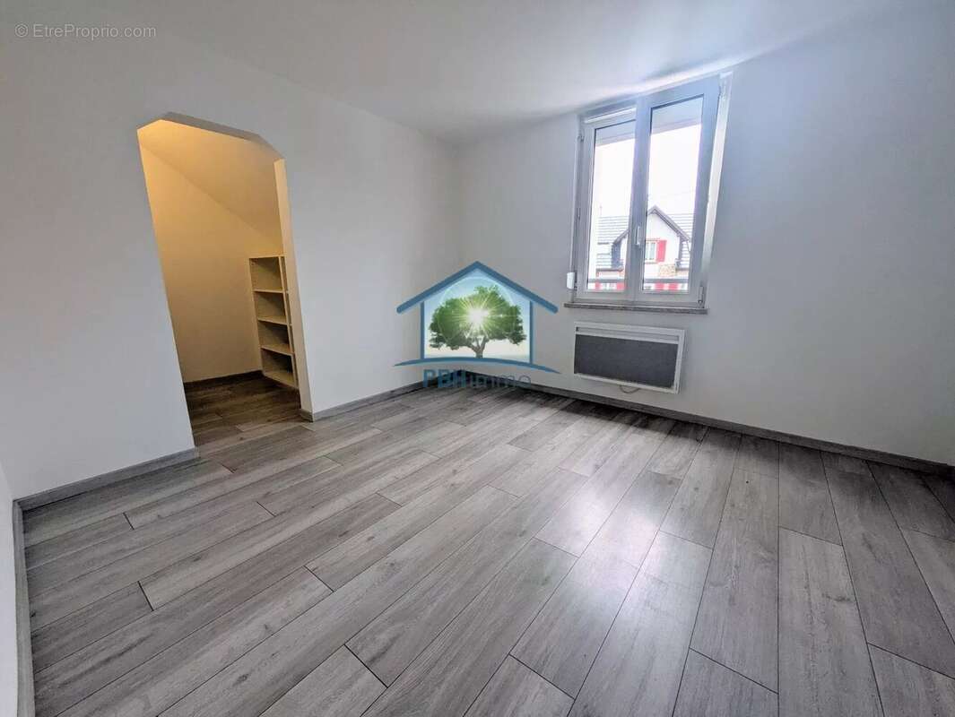 Maison à DOSSENHEIM-SUR-ZINSEL