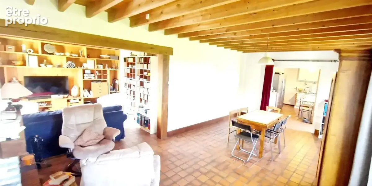 Exclusivité.!! Charmante maison familiale de 137 m2, 6 pièces 4 chambres dont une avec vue mer — Quettehou — - photo 8