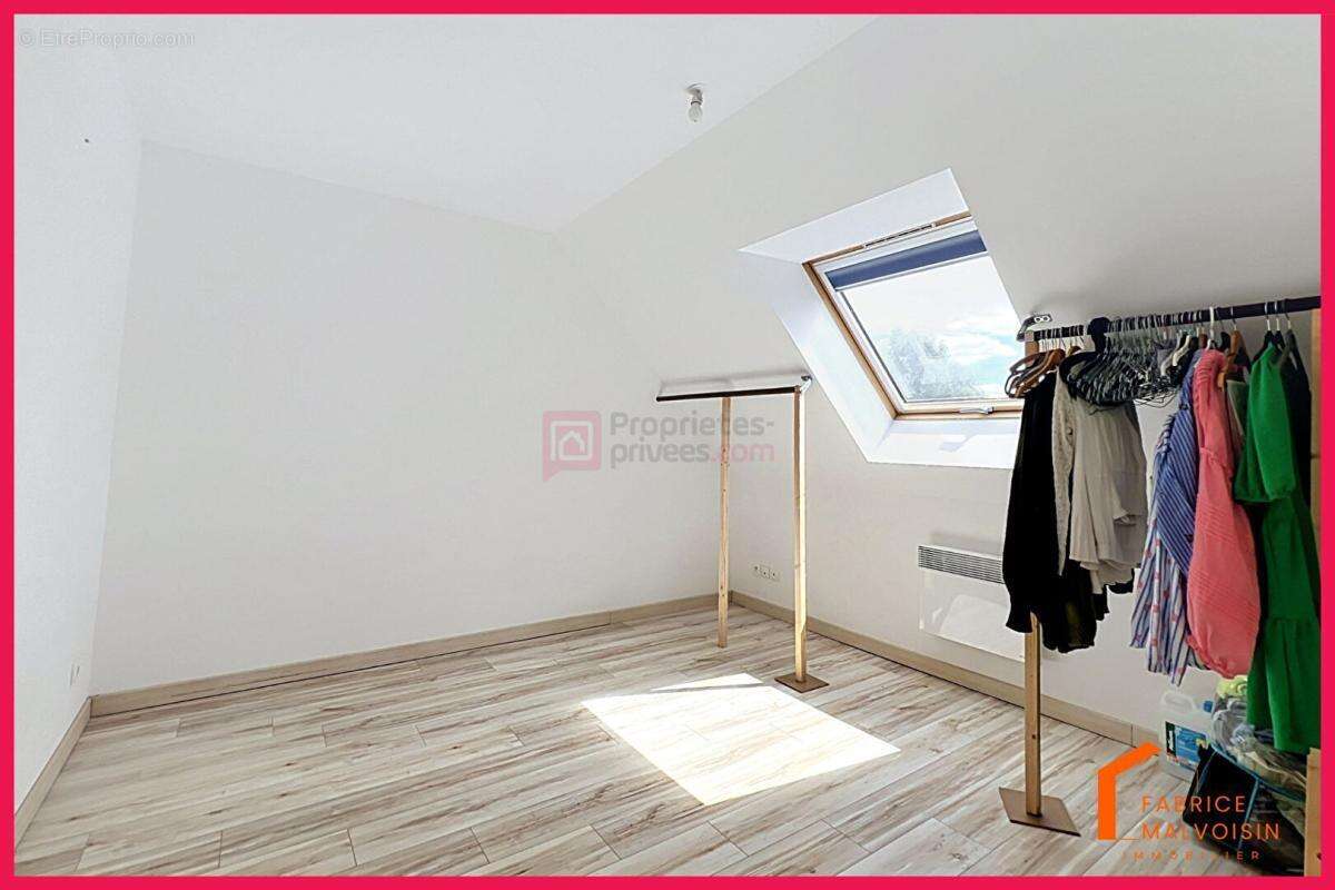 Maison 6 pièce(s) 136 m2 - photo 6
