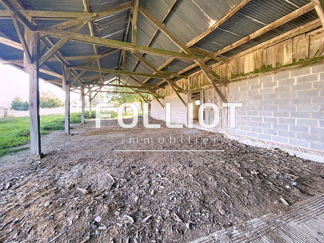 Maison à LOUVIGNE-DU-DESERT