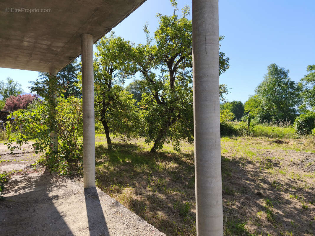 maison avec terrain et garage - photo 5