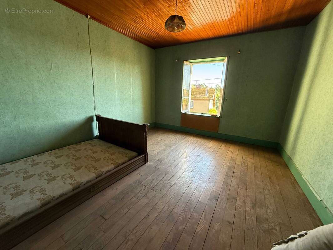 Maison 400 m² à Chatillon-Sur-Saone  - photo 9