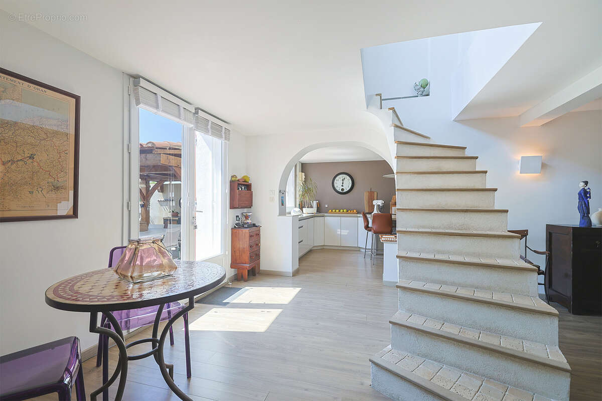 Maison à LA FARLEDE