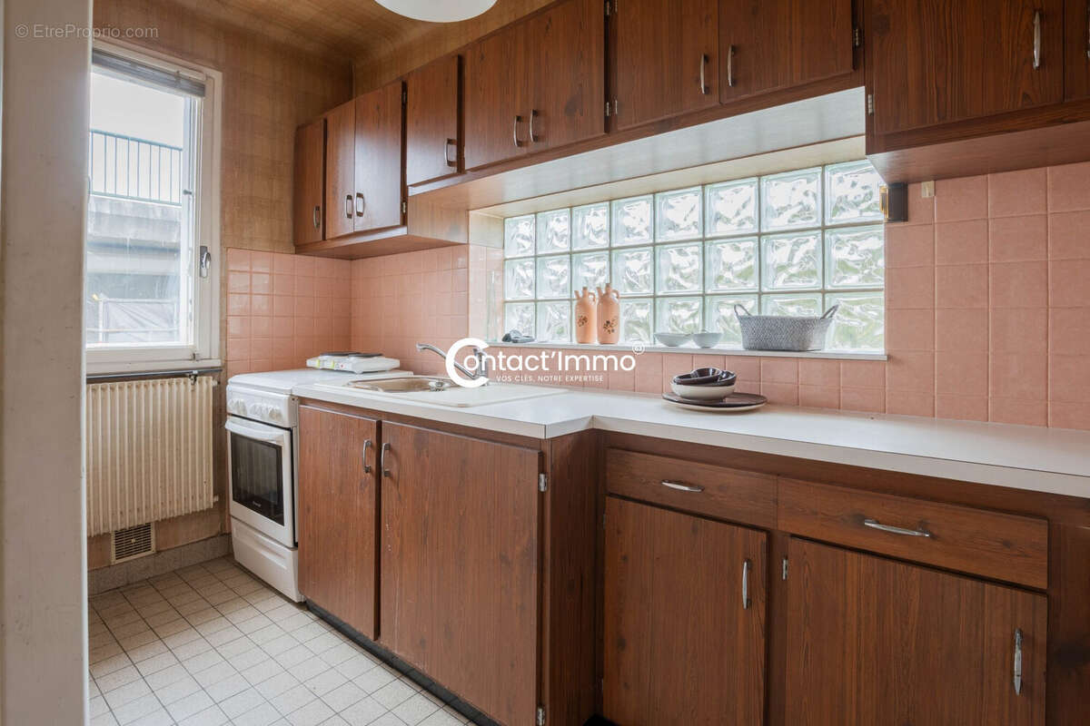 Maison à LES MARTRES-DE-VEYRE