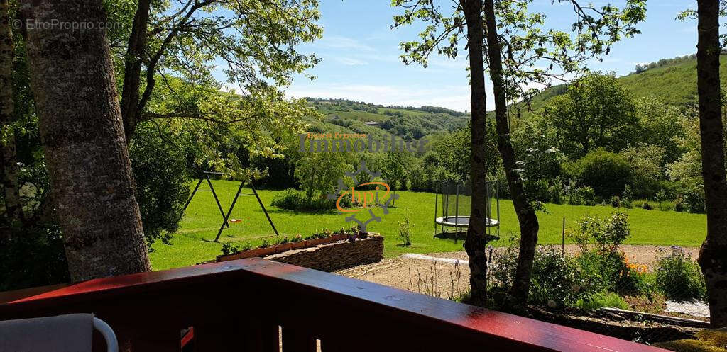 Propriété de caractère avec deux maisons d'habitations, une maison à rénover, dépendances et terrain de 7123 m - photo 22