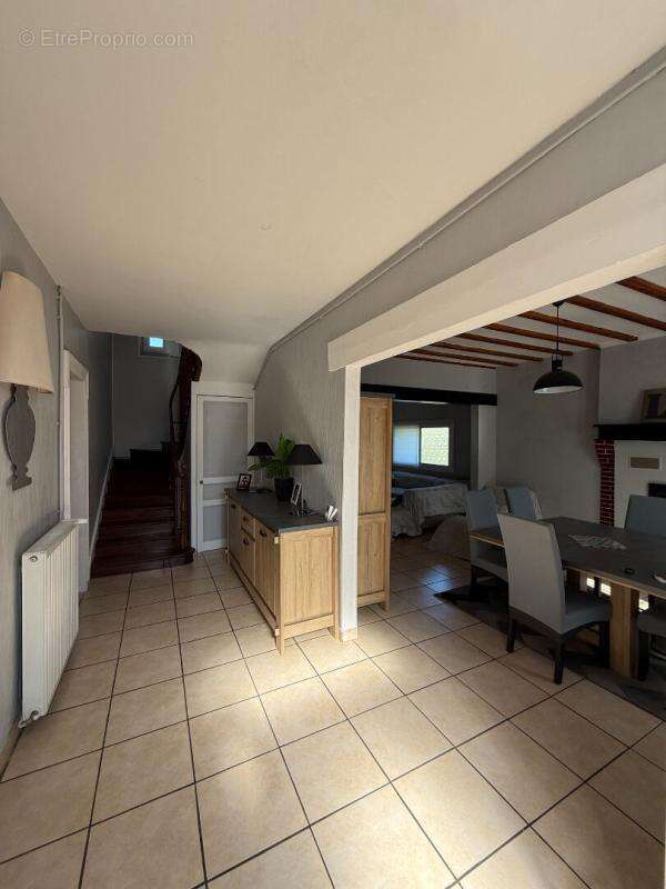 Maison Aire Sur L'adour 7 pièce(s) 200 m2 - photo 3