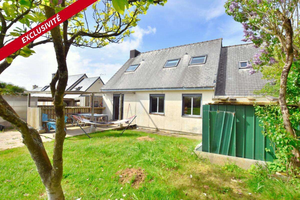 Maison à PLONEVEZ-PORZAY