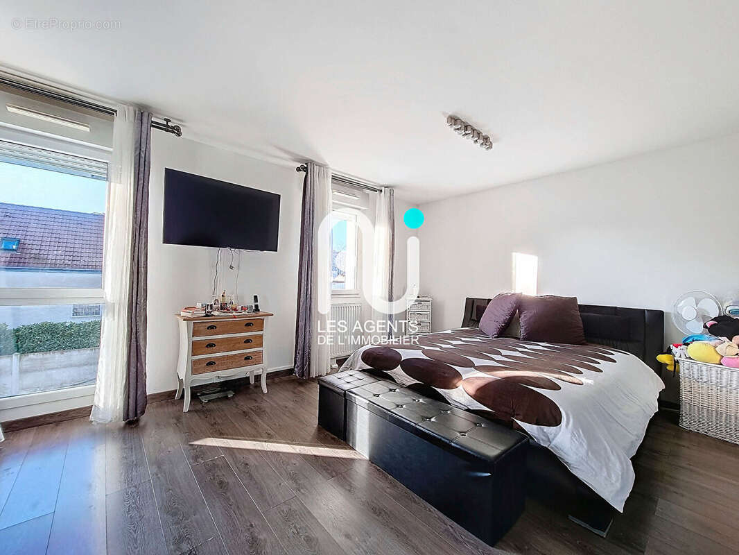 Maison à GENNEVILLIERS