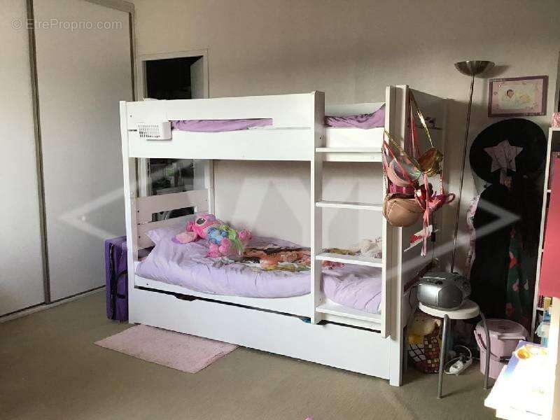 Appartement à COMBS-LA-VILLE