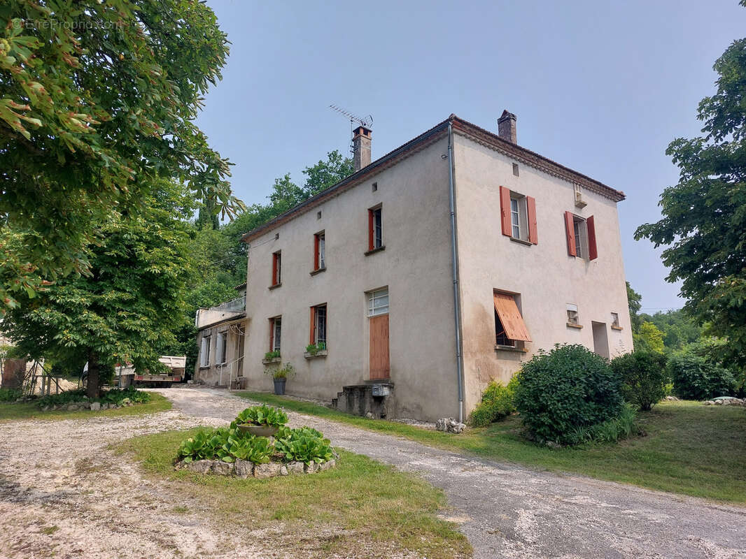 Maison à BAGAT-EN-QUERCY