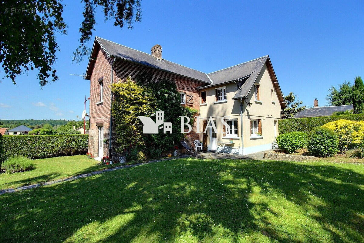 Maison à BERNAY