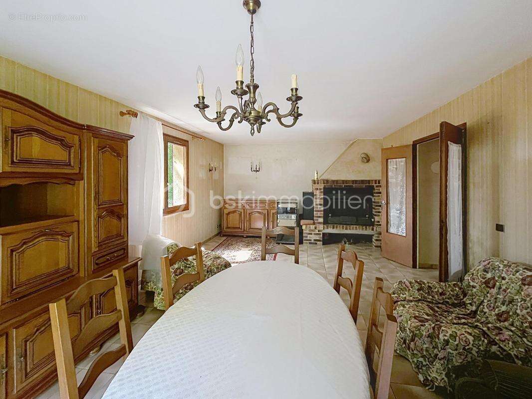Charme et allure authentique à Saint-Hilaire-les-Andrésis - photo 3