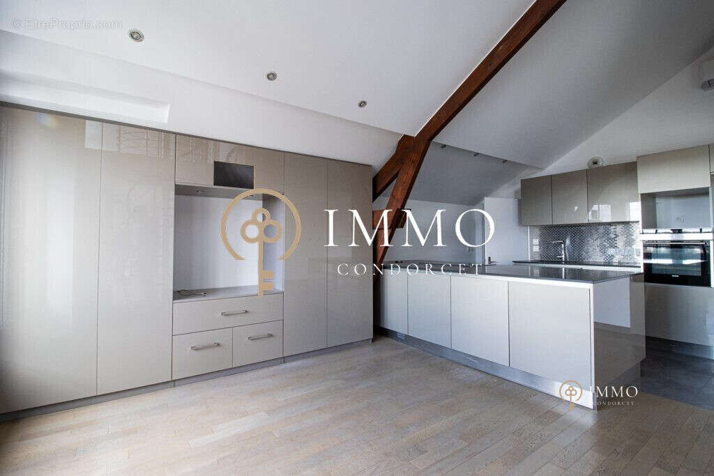 Appartement à BOURG-LA-REINE