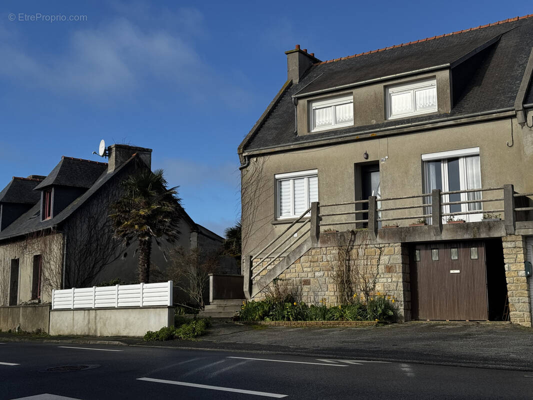 Maison à CAMARET-SUR-MER