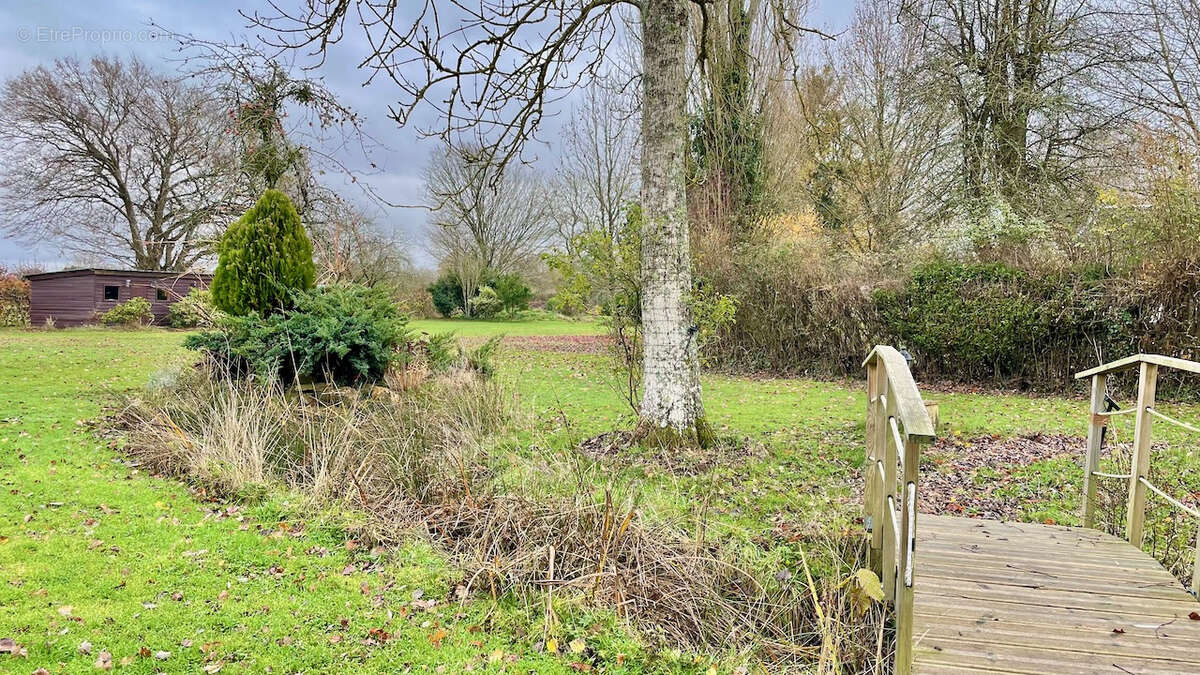 Maison à BOIS-NORMAND-PRES-LYRE