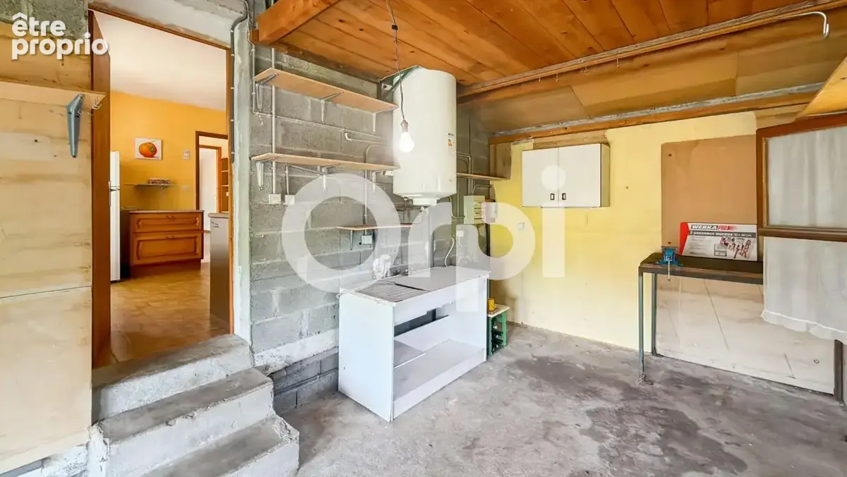 Maison À Vendre avec grange sur 5314 m² - photo 11