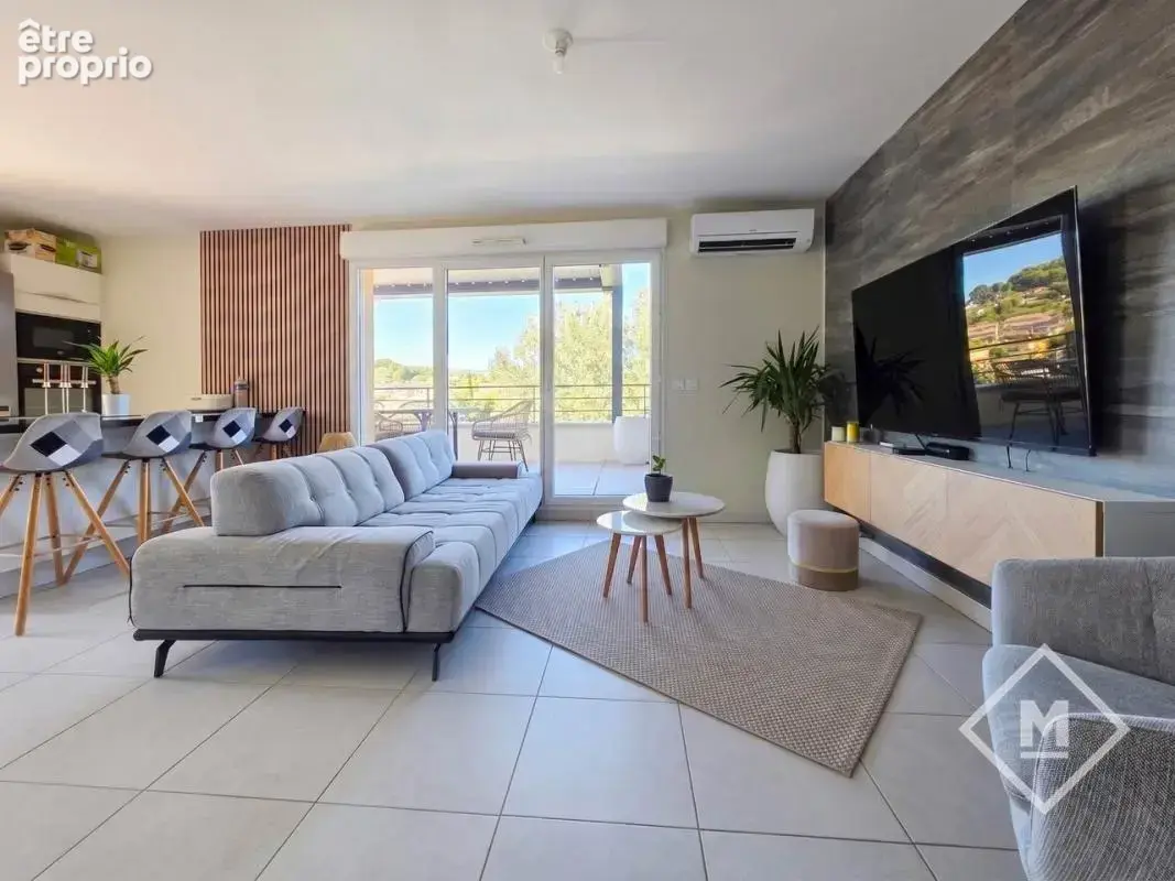À découvrir sans tarder ! Superbe T3 coup de cœur en dernier étage avec terrasse de 40 m² – Château-Gombert - photo 14