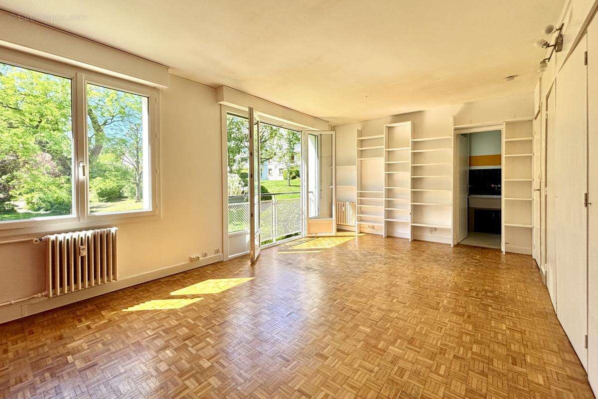 Appartement à SEVRES