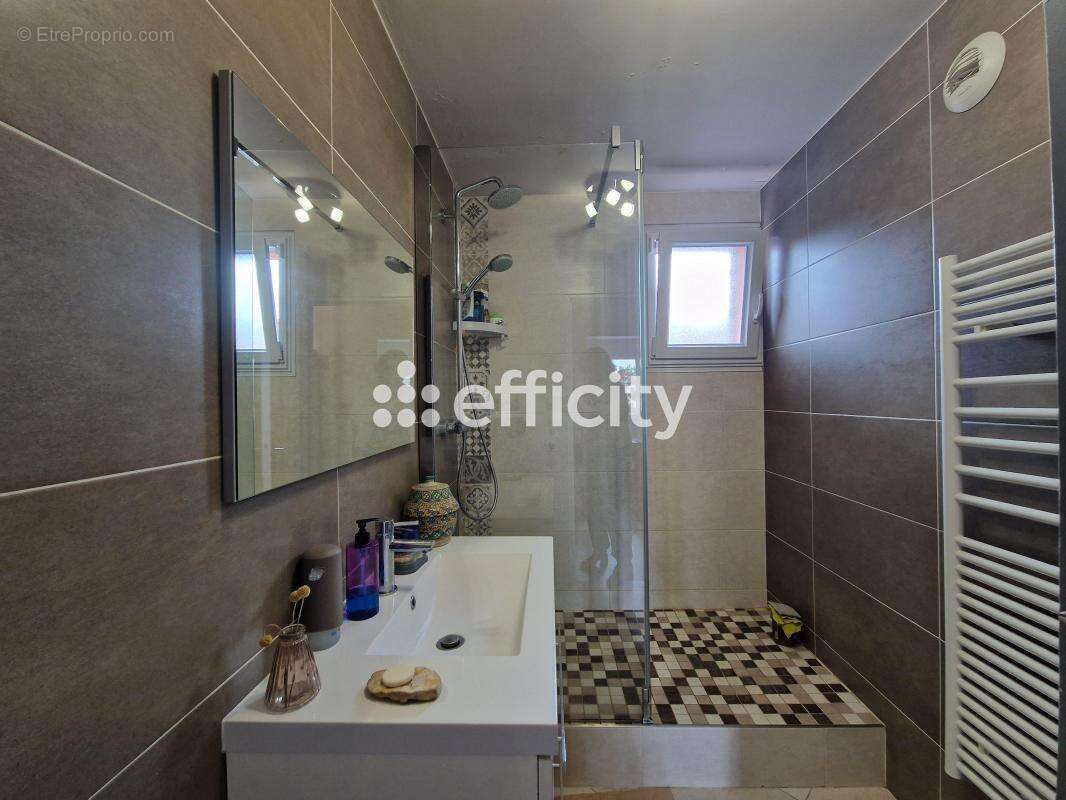 Maison à MONTIGNY-LE-BRETONNEUX