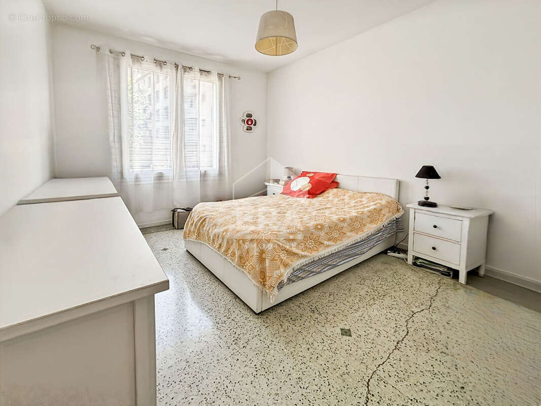 Appartement 115m² à marseille 4e arrondissement - photo 3