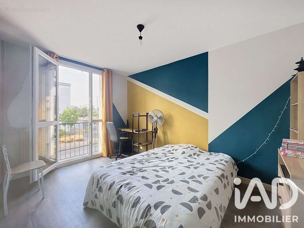 Appartement 75 m² à Joue-Les-Tours  - photo 8