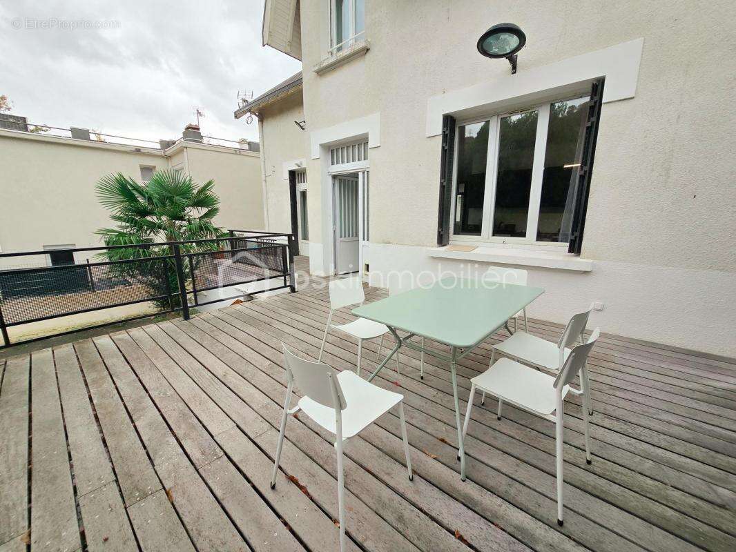 Appartement à JARRIE