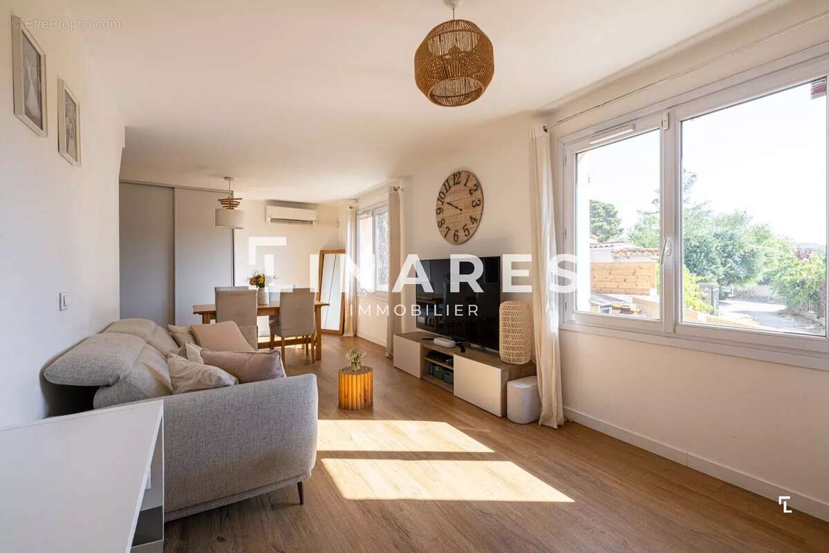 LE COCON - Appartement T3 de 79m² - Jardin de 75m² - Deux places de parking - 13190 ALLAUCH - photo 7