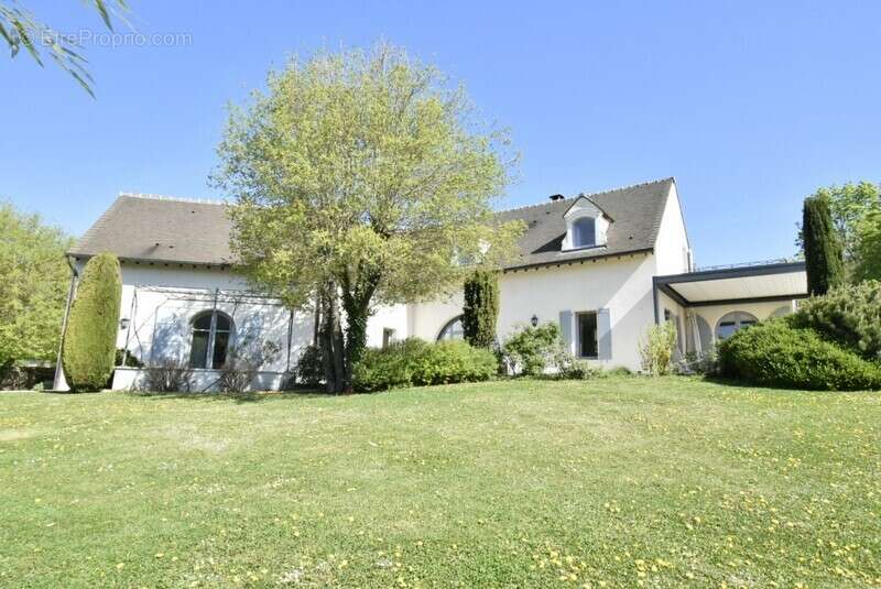 n°2 - Maison à GIVRY