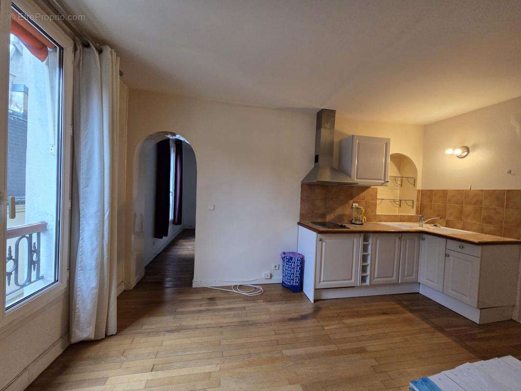 Appartement à PARIS-11E