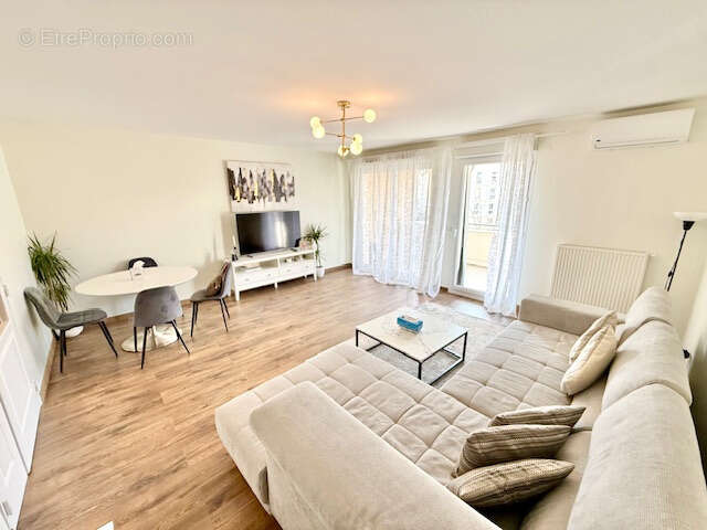 Appartement à FERNEY-VOLTAIRE