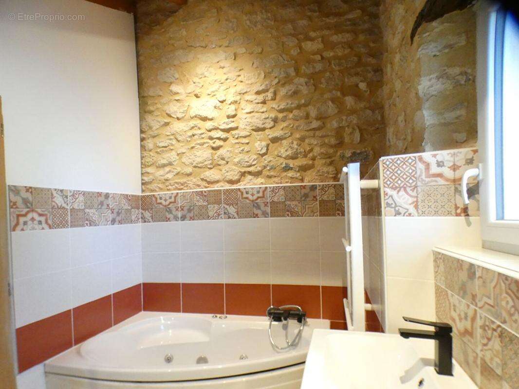 Maison à MONTIGNAC