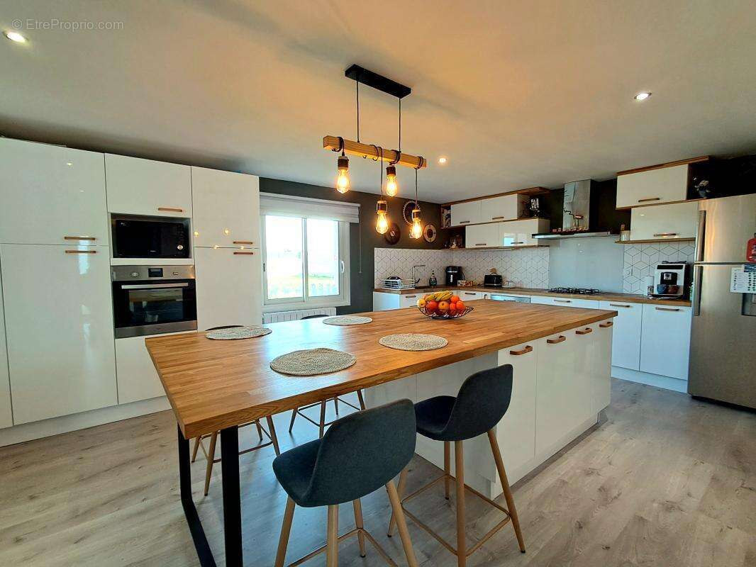 Maison 192 m² à Monesties  - photo 4
