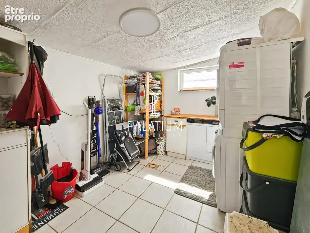MÉRINDOL - Villa 130 m² entièrement rénovée sur 1 775m² - photo 11