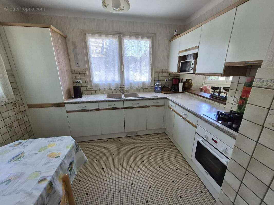 Maison 160 m² à Briis-Sous-Forges  - photo 5