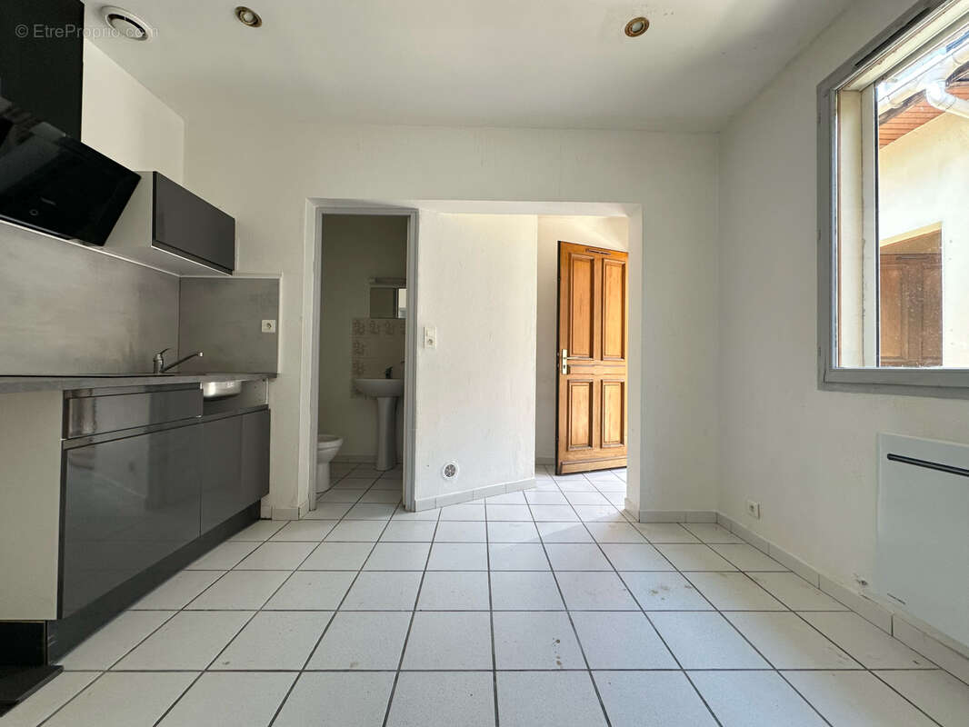 REIMS - Immeuble 4 appartements secteur CERNAY / GEORGES BOUSSINESQ - photo 6
